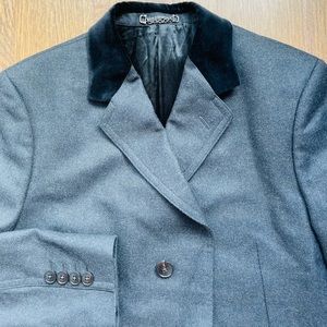 Brand new Gucci mens trench coat size 54 Regular